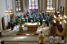 Festgottesdienst für die Kommunionjubilare an Ostermontag (Foto: Karl-Franz Thiede)